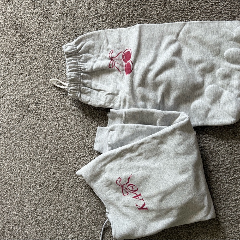 Kappa Alpha Theta Coquette Gray Sweatset